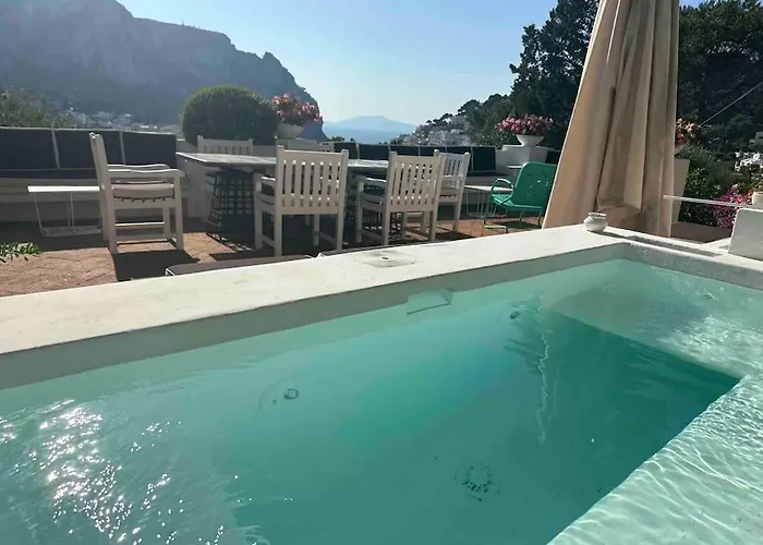 Centre House With Jacuzzi Villa Capri