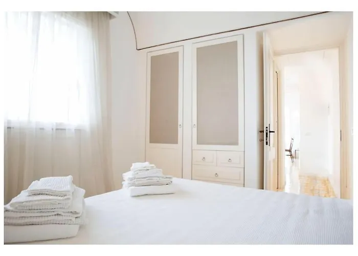 Centre House With Jacuzzi Vila *